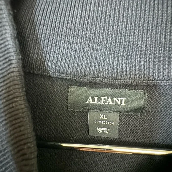 Vintage ALFANI High End Men’s XL Black 1/4 Zip Sweater MINTY - Picture 3 of 3